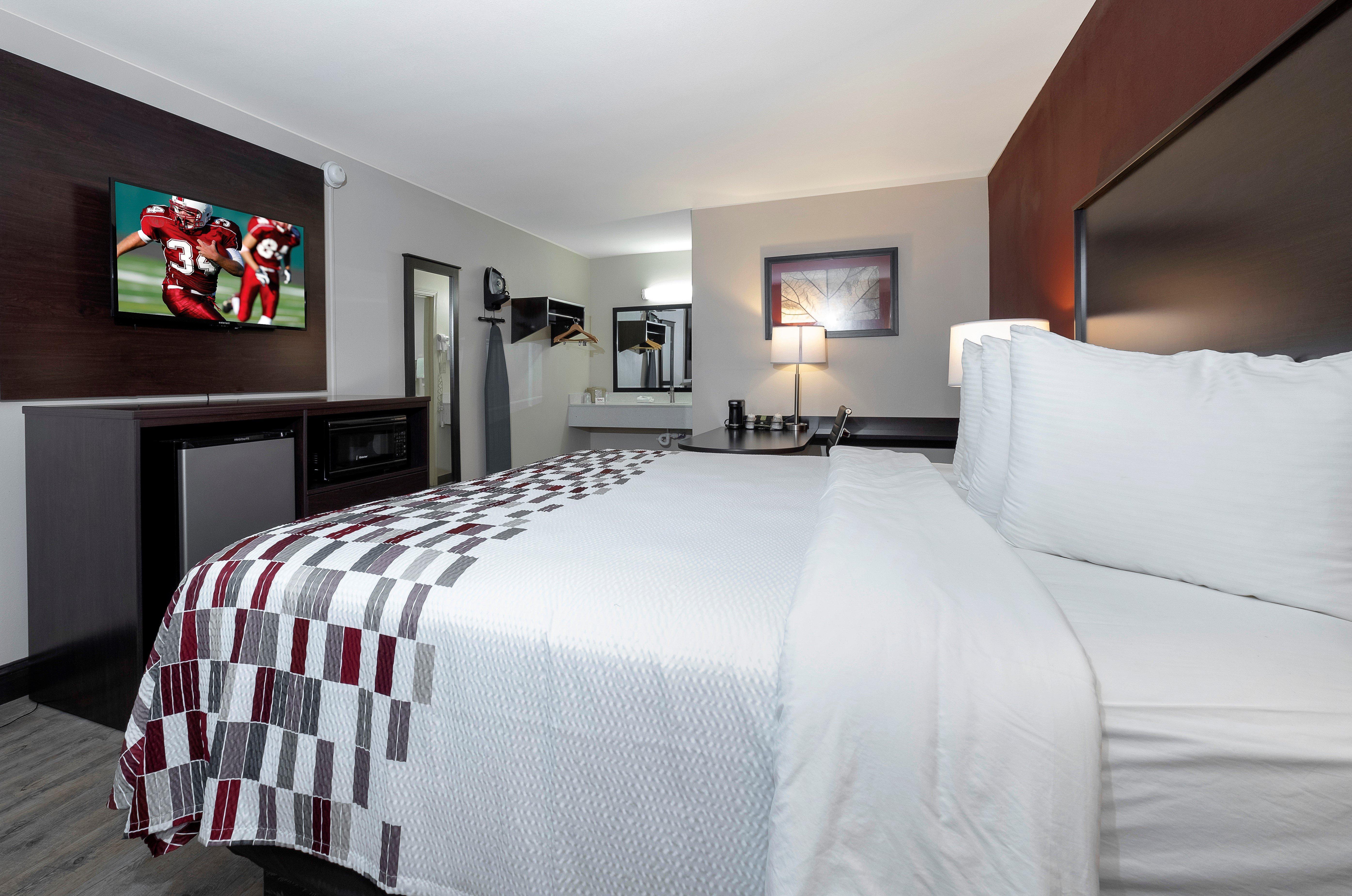 Red Roof Inn Масл-Шолс Екстер'єр фото