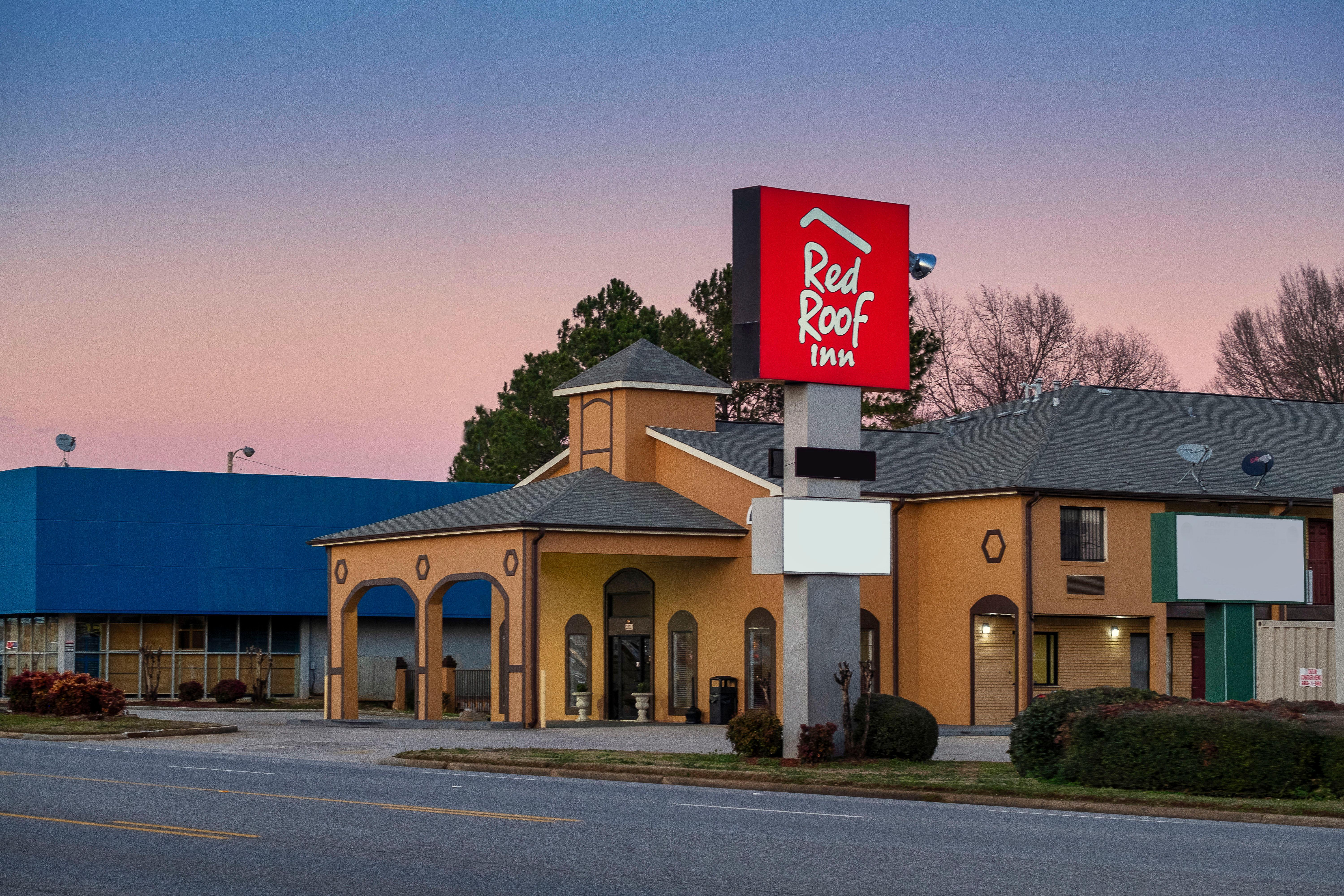 Red Roof Inn Масл-Шолс Екстер'єр фото