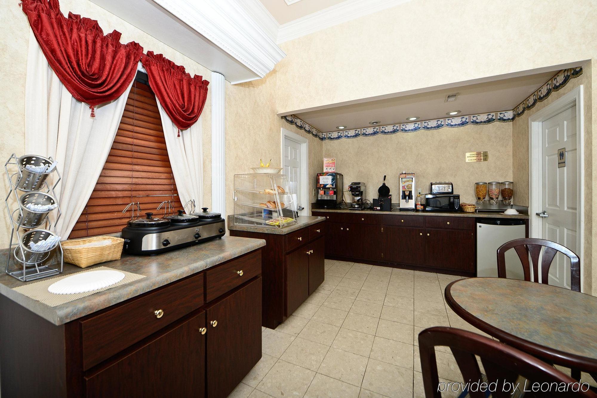 Red Roof Inn Масл-Шолс Ресторан фото