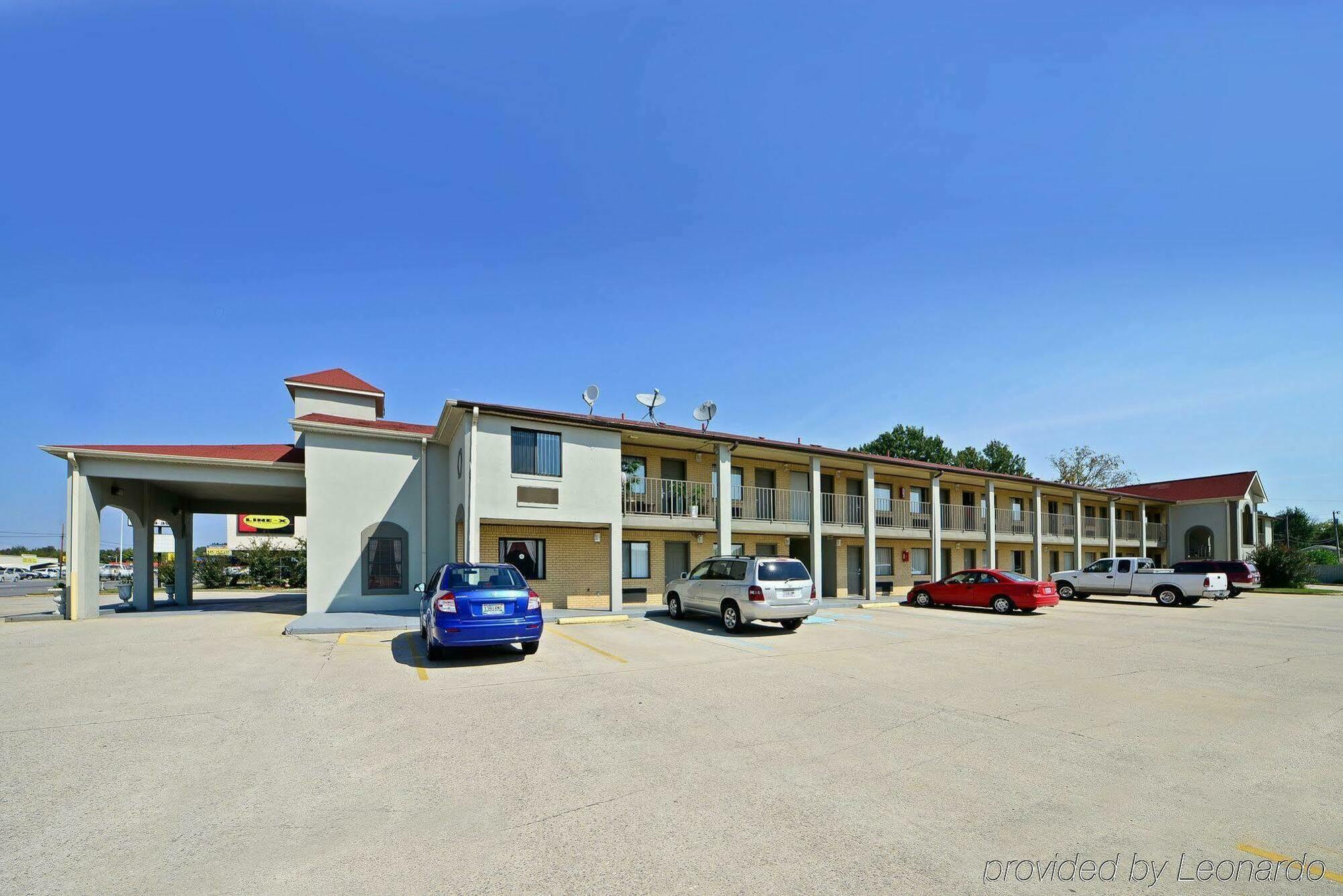 Red Roof Inn Масл-Шолс Екстер'єр фото